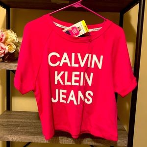 NWT women’s cop top